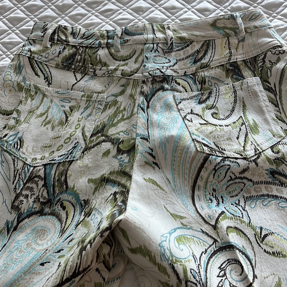 St John Sport size 2 beautiful pant - Picture 5 of 10